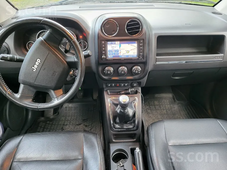 Jeep Compass 2011 photo 5