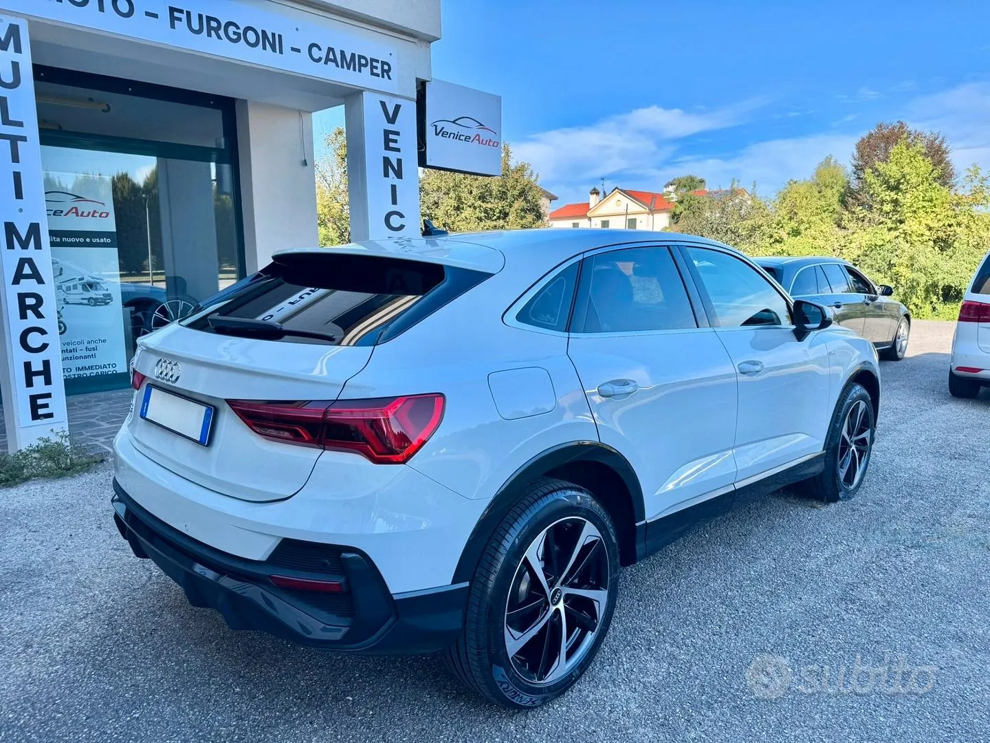 Audi Q3 2023 photo 4