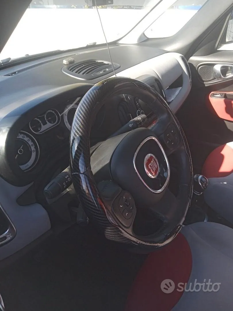 Fiat 500L 2013 photo 2
