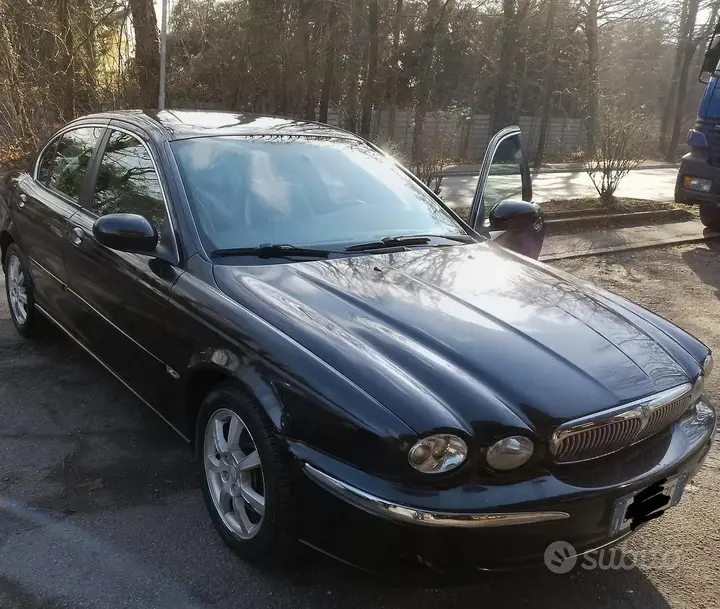 Jaguar X-Type