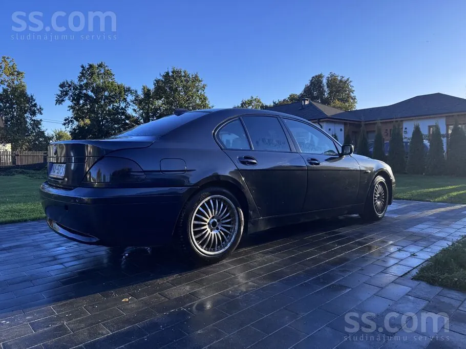 BMW 730 2005 photo 4