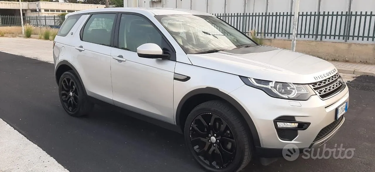 Land Rover Discovery Sport 2016 photo 4