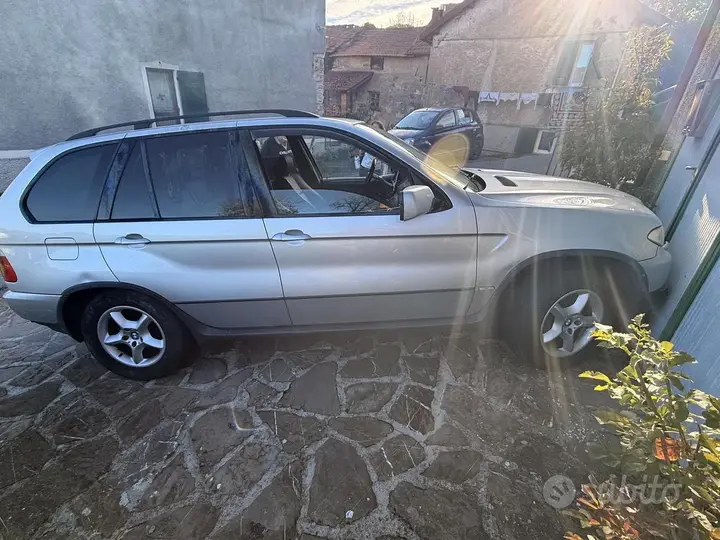 BMW X5 2003 photo 2