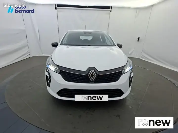 Renault Clio 2025 photo 2
