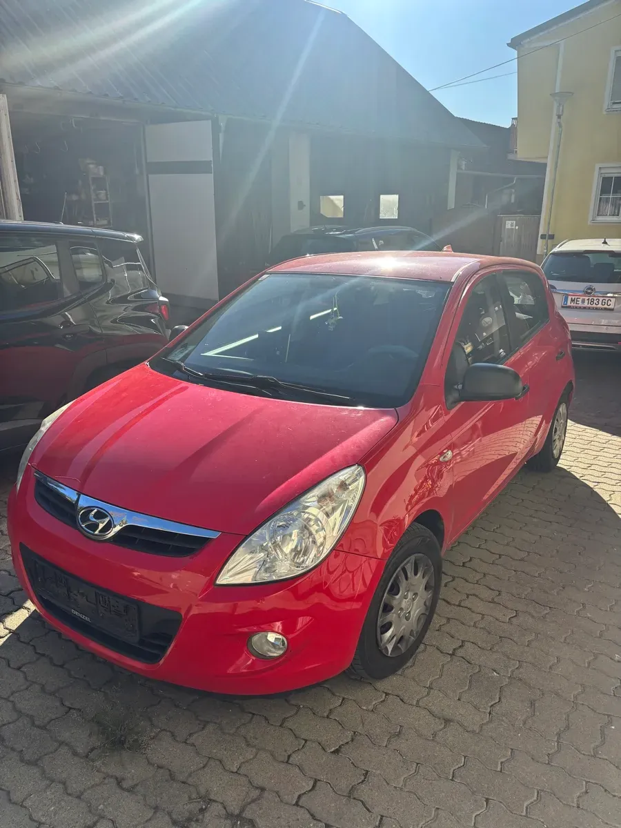 Hyundai I20