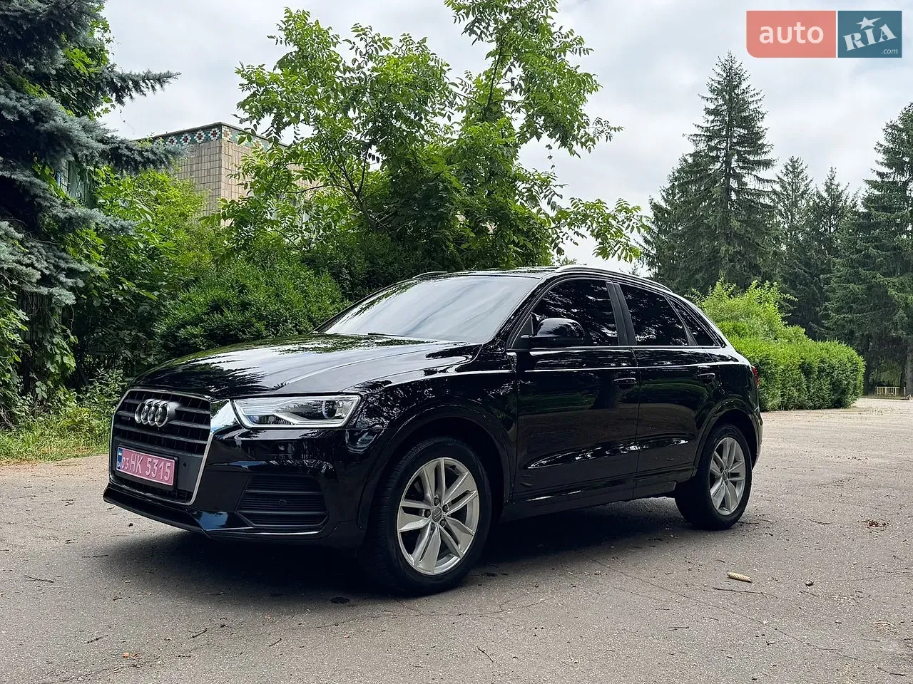 Audi Q3 2017 photo 3