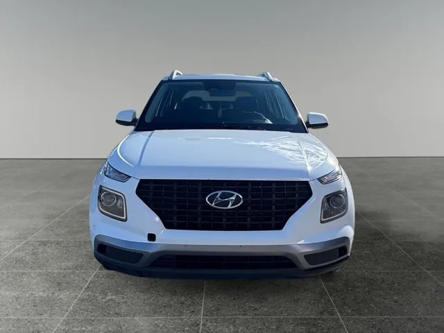 Hyundai Venue 2025 photo 2