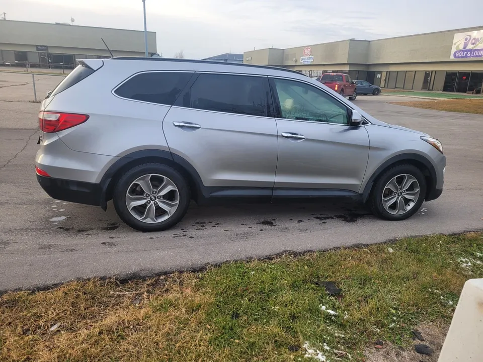 Hyundai Santa Fe 2013 photo 3