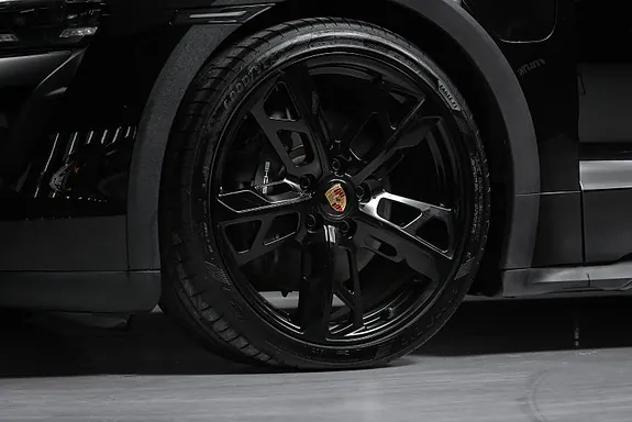 Porsche Taycan 4 2021 photo 3
