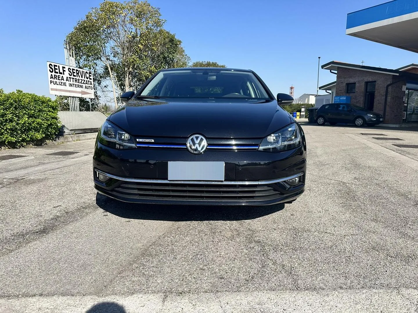 Volkswagen Golf 2019 photo 2