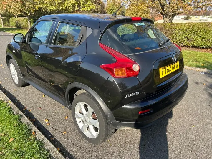Nissan Juke 2012 photo 3