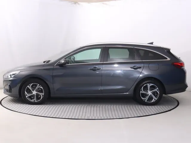 Hyundai I30 2021 photo 2