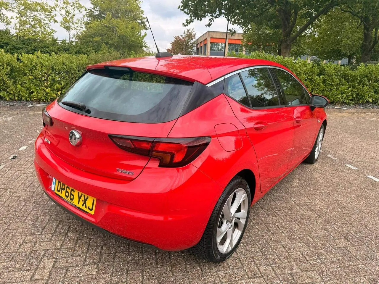 Vauxhall Astra 2016 photo 5