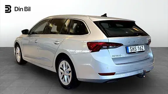 Skoda Octavia 2021 photo 3
