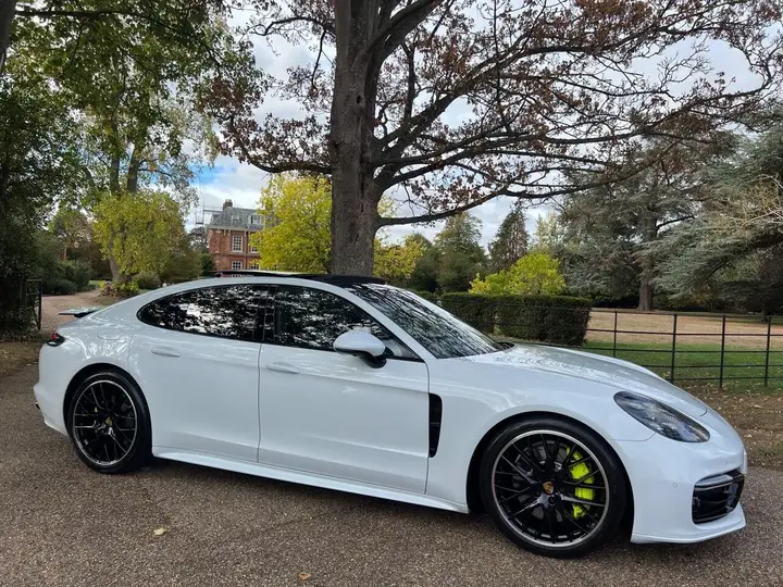 Porsche Panamera 2019 photo 4