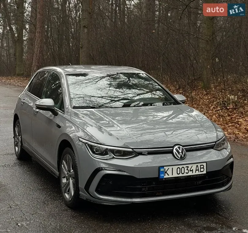 Volkswagen Golf 2021 photo 2