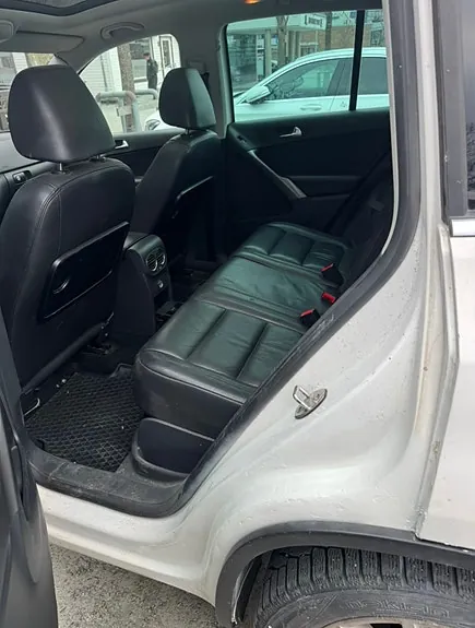 Volkswagen Tiguan 2009 photo 4