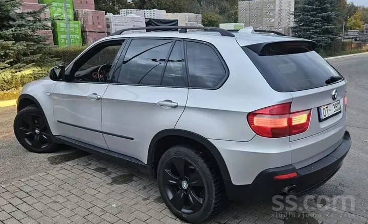BMW X5 2008 photo 2