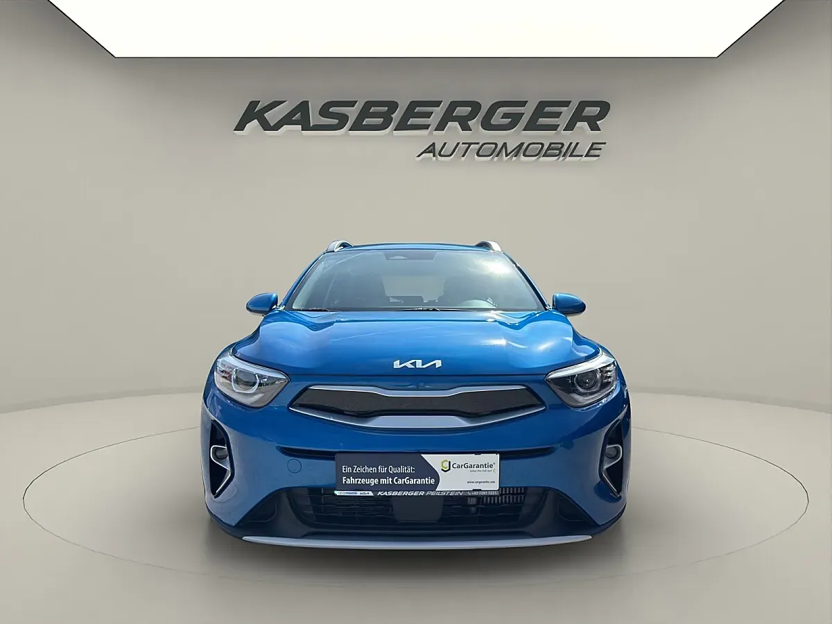 Kia Stonic 2023 photo 2