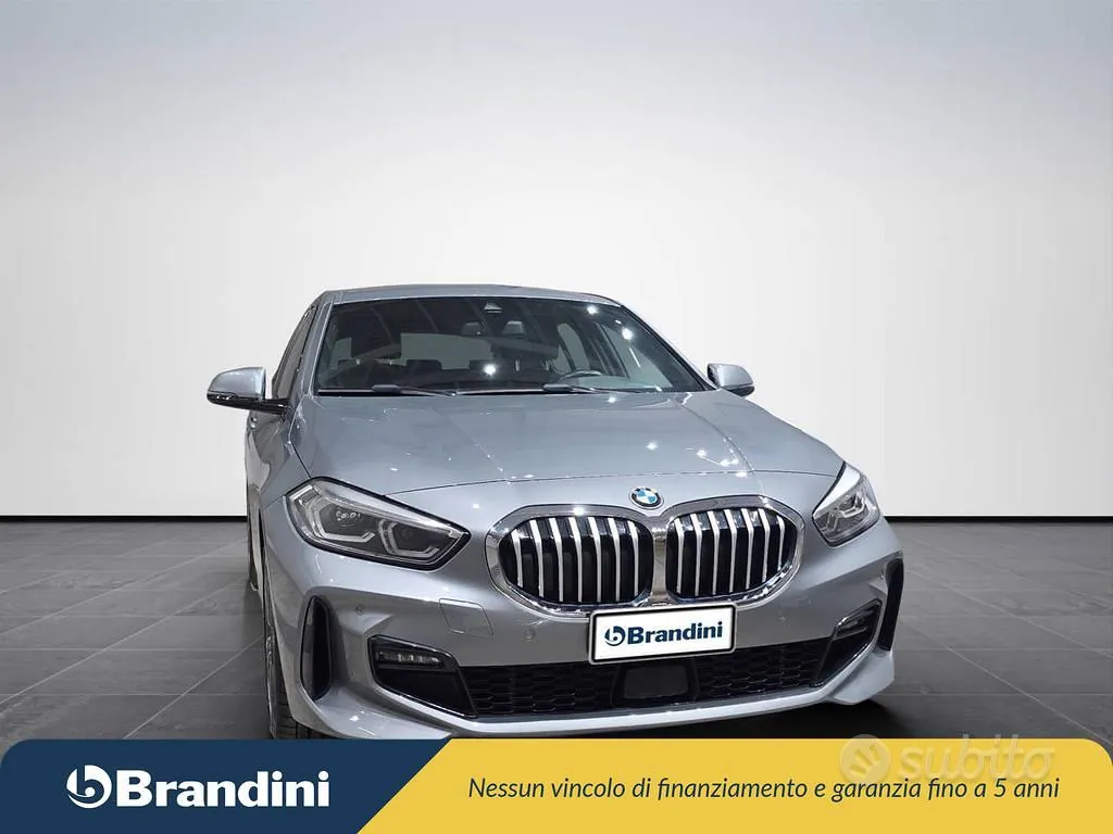 BMW 1 Series 2023 photo 4