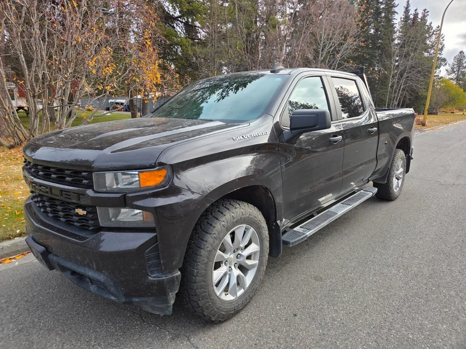 Chevrolet Silverado 2020 photo 3