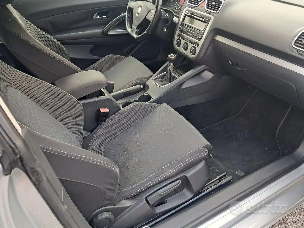 Volkswagen Scirocco 2010 photo 5