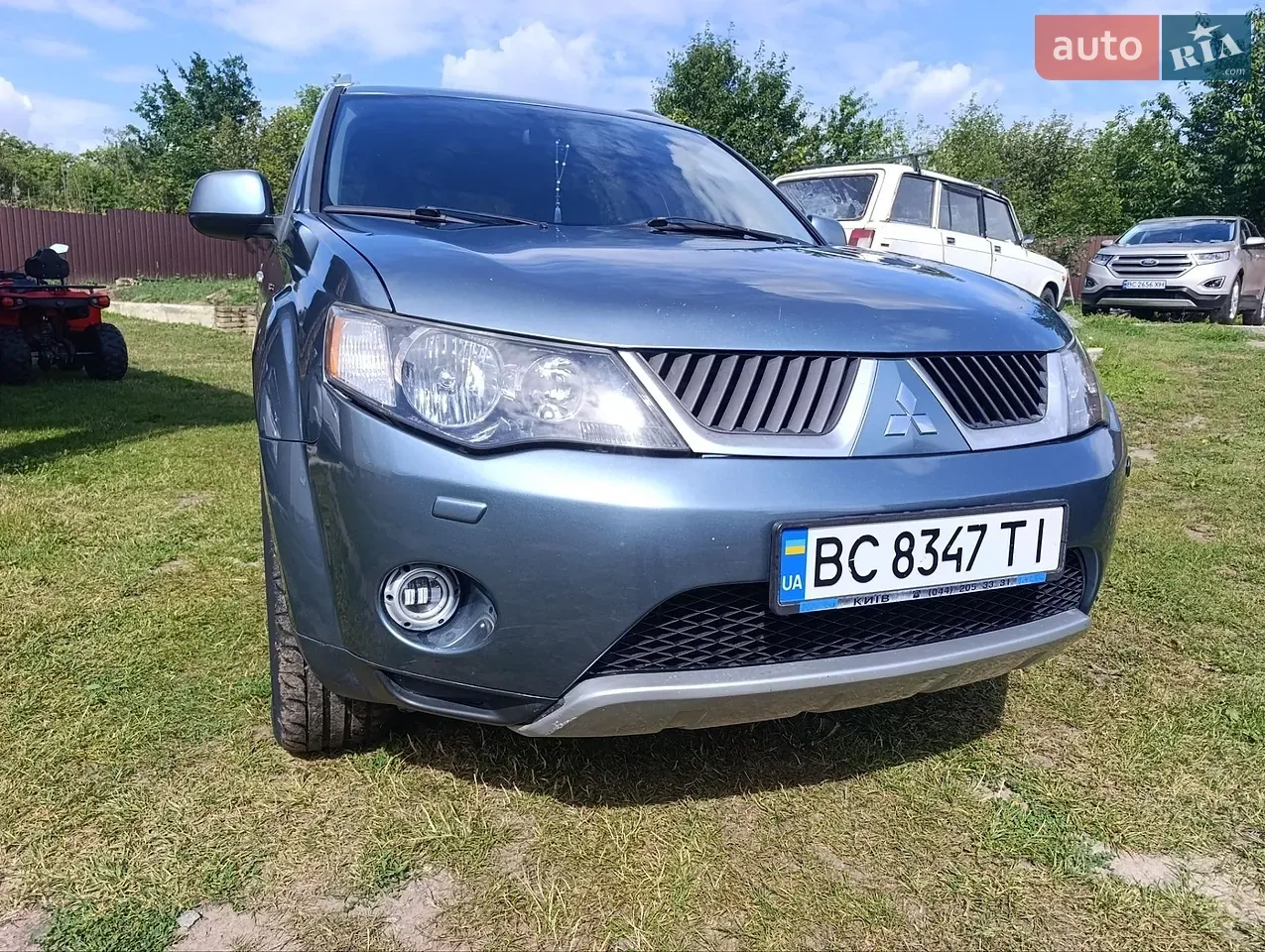 Mitsubishi Outlander 2008 photo 2