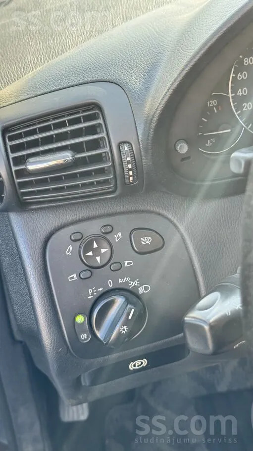 Mercedes-Benz C280 2006 photo 3