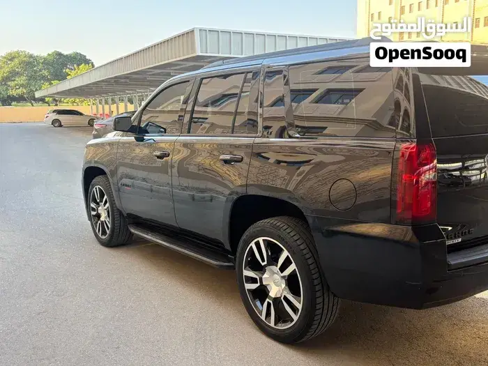Chevrolet Tahoe 2015 photo 2
