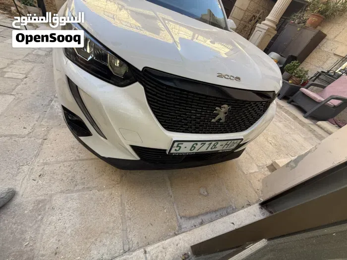 Peugeot 2008 2021 photo 2