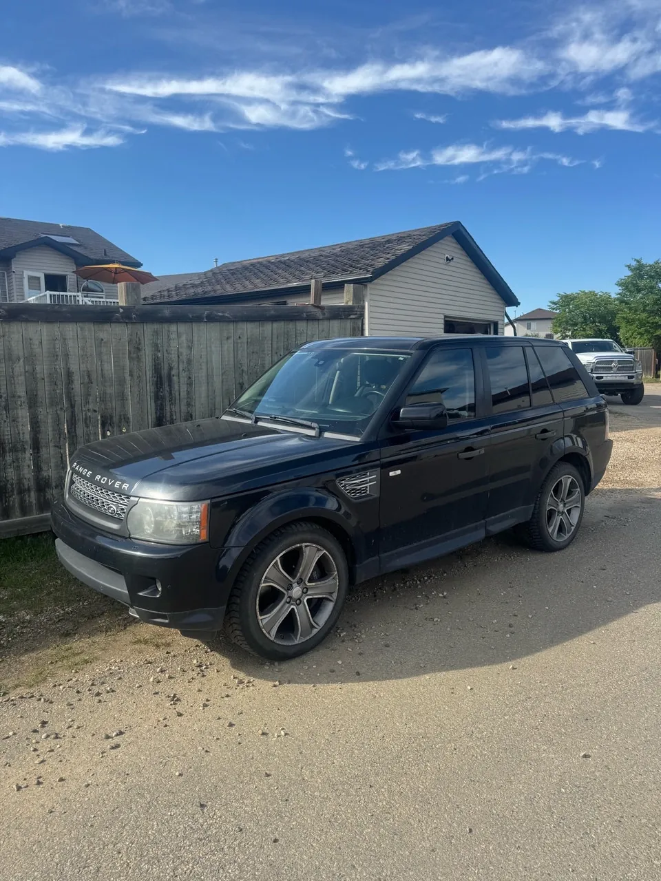 Land Rover Range Rover Sport 2010 photo 3