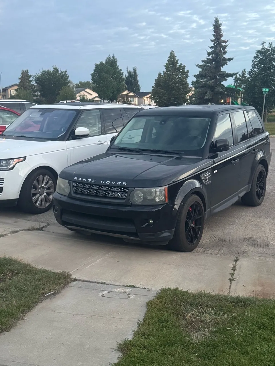 Land Rover Range Rover Sport 2010 photo 2