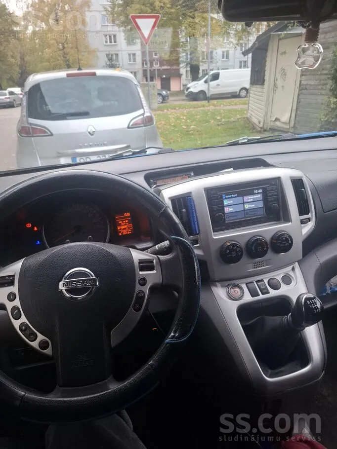 Nissan Nv200 2015 photo 5