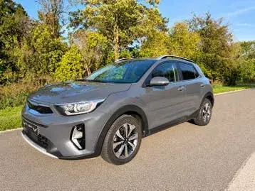 Kia Stonic 2021 photo 2