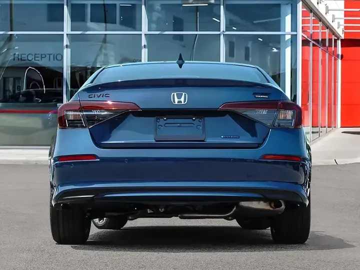 Honda Civic 2026 photo 5