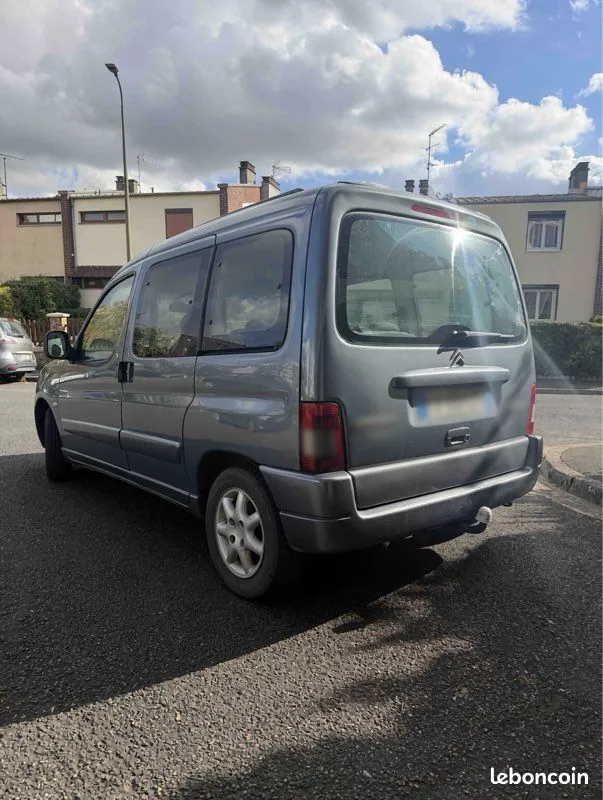 Citroen Berlingo 2007 photo 2