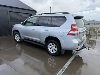 Toyota Land Cruiser Prado 2015 photo 3