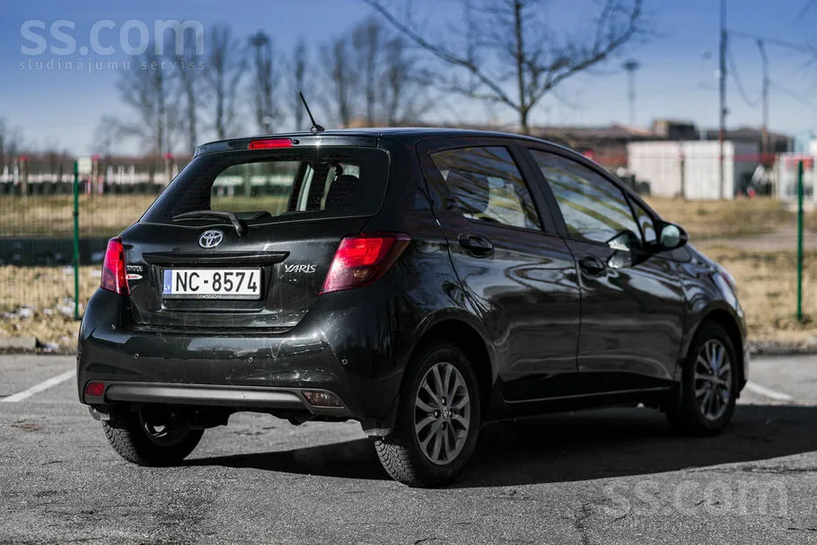 Toyota Yaris 2016 photo 5