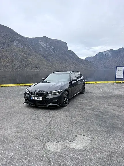 BMW 330E