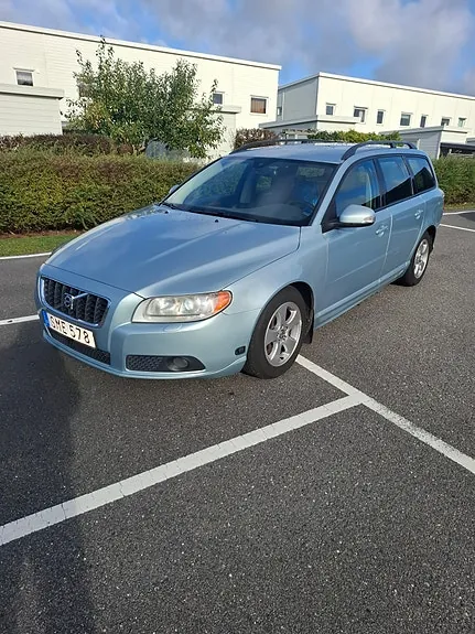 Volvo V70 2009 photo 3
