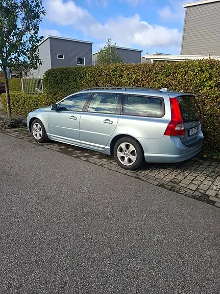 Volvo V70 2009 photo 4