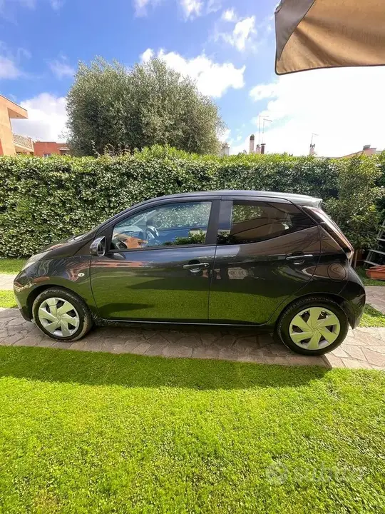 Toyota Aygo 2017 photo 2