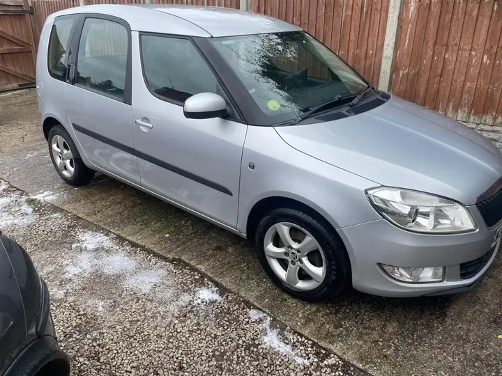 Skoda Roomster 2013 photo 3