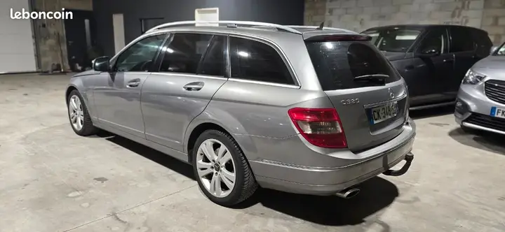 Mercedes-Benz C-Class 2009 photo 3