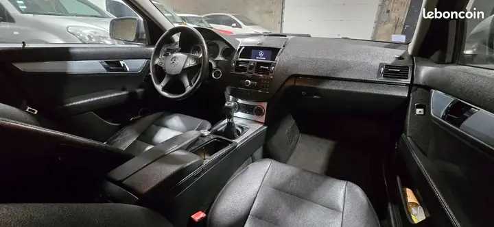 Mercedes-Benz C-Class 2009 photo 5