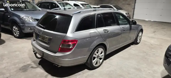 Mercedes-Benz C-Class 2009 photo 4
