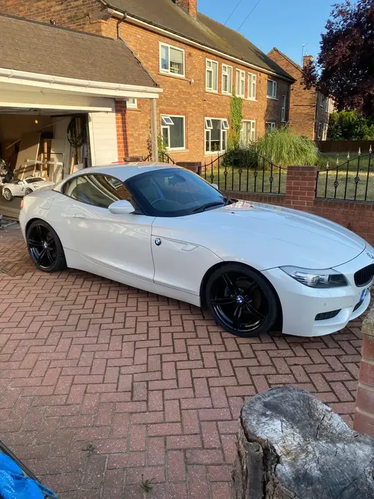 BMW Z4 2012 photo 4
