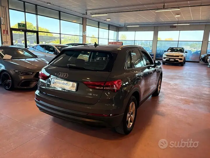 Audi Q3 2022 photo 3