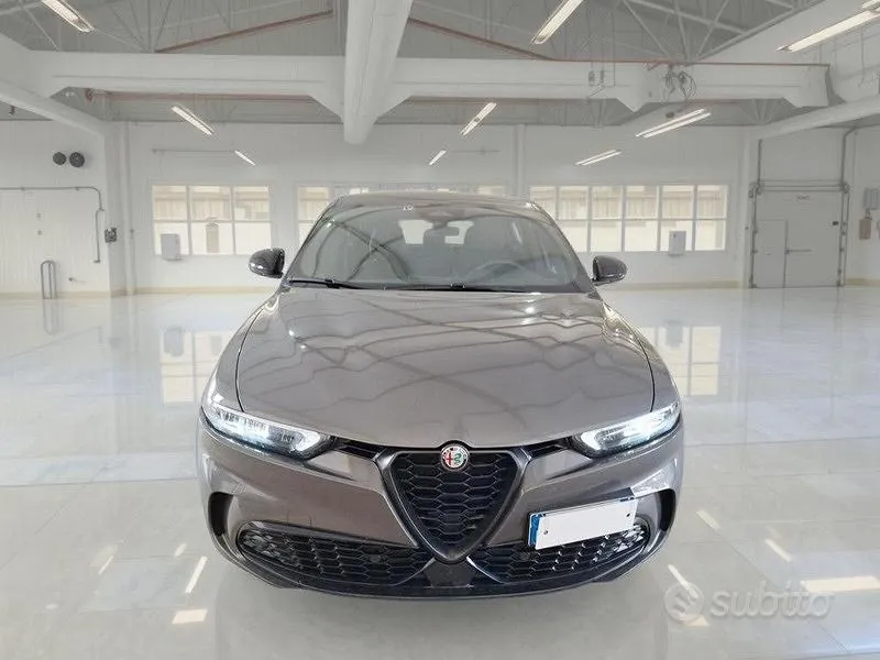 Alfa Romeo Tonale 2023 photo 2