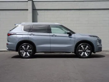 Mitsubishi Outlander 2026 photo 4